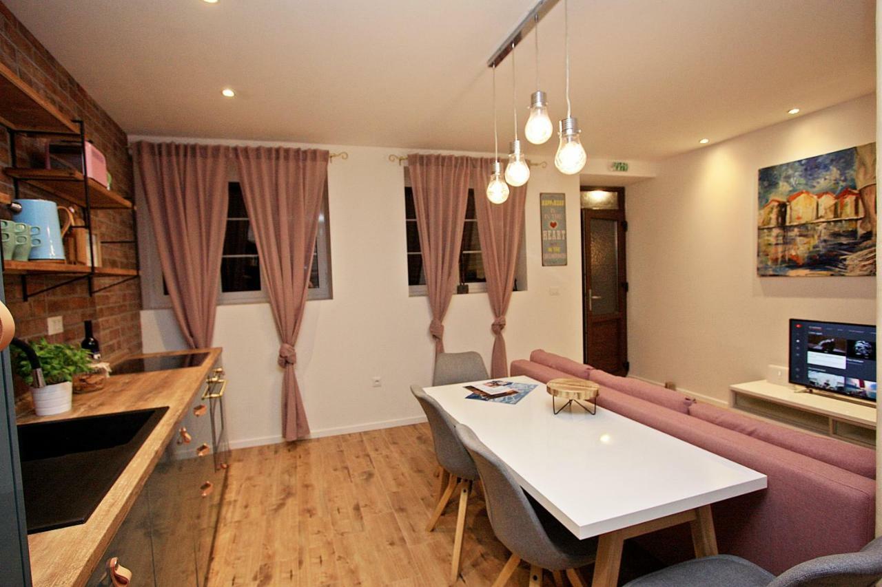 Apartman Michelangelo In The Centar Of Supetar Extérieur photo